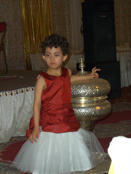 والد الطفلة شيماء يقاضي الوزير الأول ووزيرة الصحة بتهمة التقصير